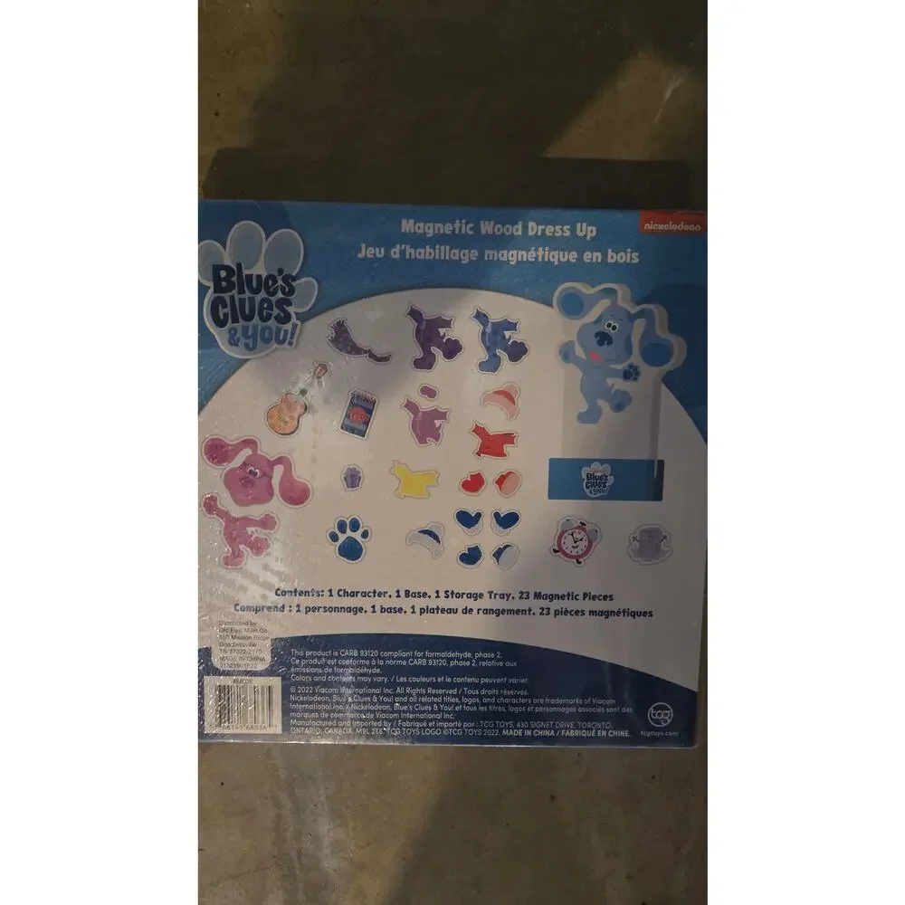 Blue’s Clues & You Magnetic Wood Dress Up Set – 26 Piece Nickelodeon‎ Toy